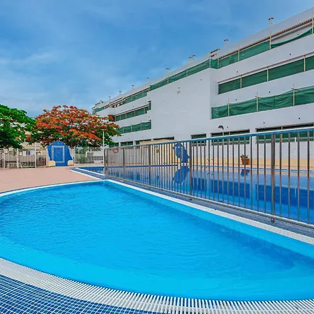 Yellow 3 Bedroom Large For 10 Guests Apartman Costa Adeje (Tenerife)