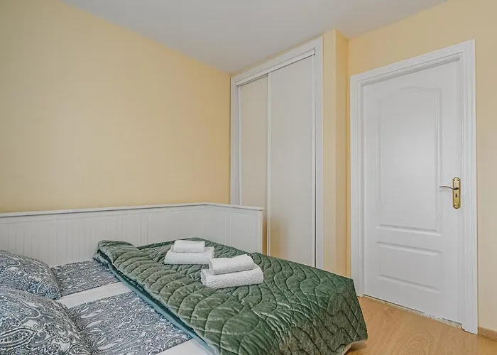 Appartement Yellow 3 Bedroom Large For 10 Guests