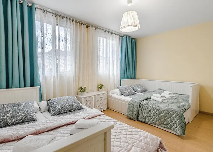 Appartement Yellow 3 Bedroom Large For 10 Guests